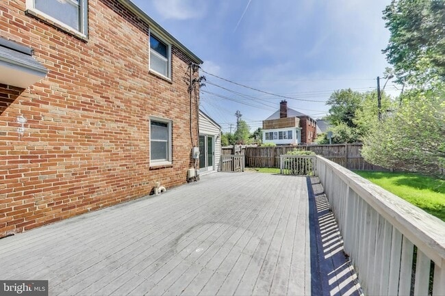 Building Photo - 4600 Jones Bridge Rd