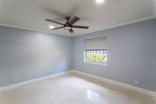 Building Photo - 15683 Cypress Park Dr
