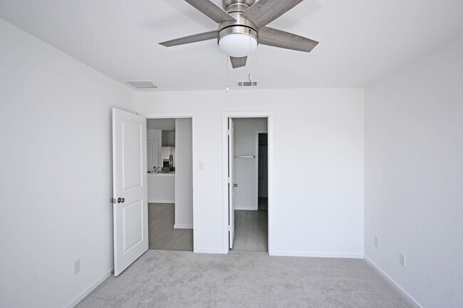 Building Photo - 7615 Adam Star