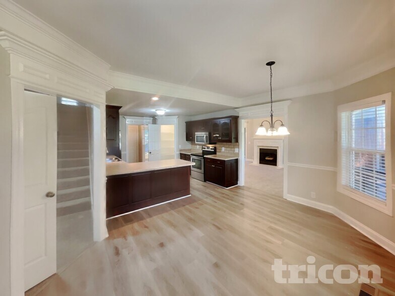 Building Photo - 2911 Wolves Trail