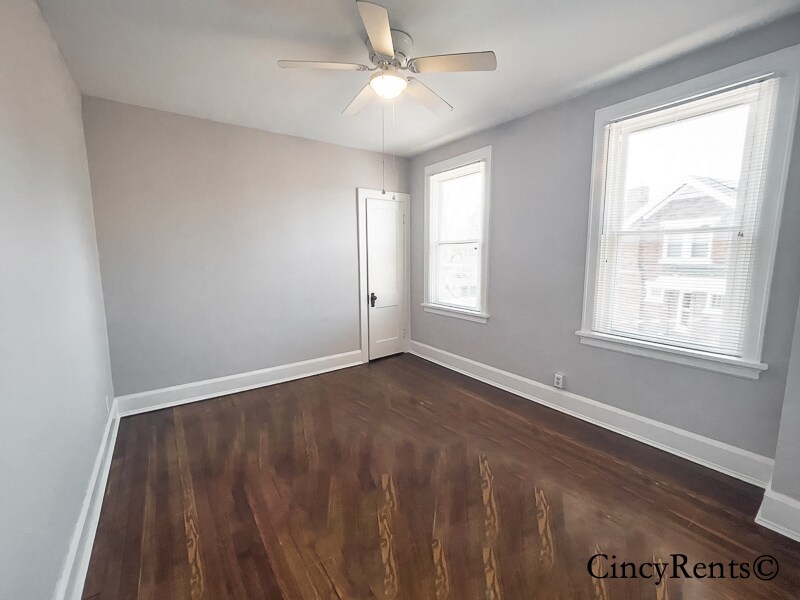 Building Photo - 2642 Madison Rd