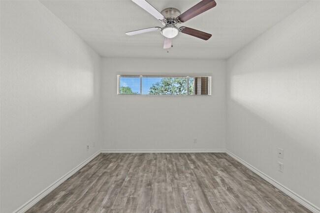 Building Photo - 12600 Melville Dr