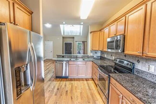 Building Photo - 90 Cypress Cir