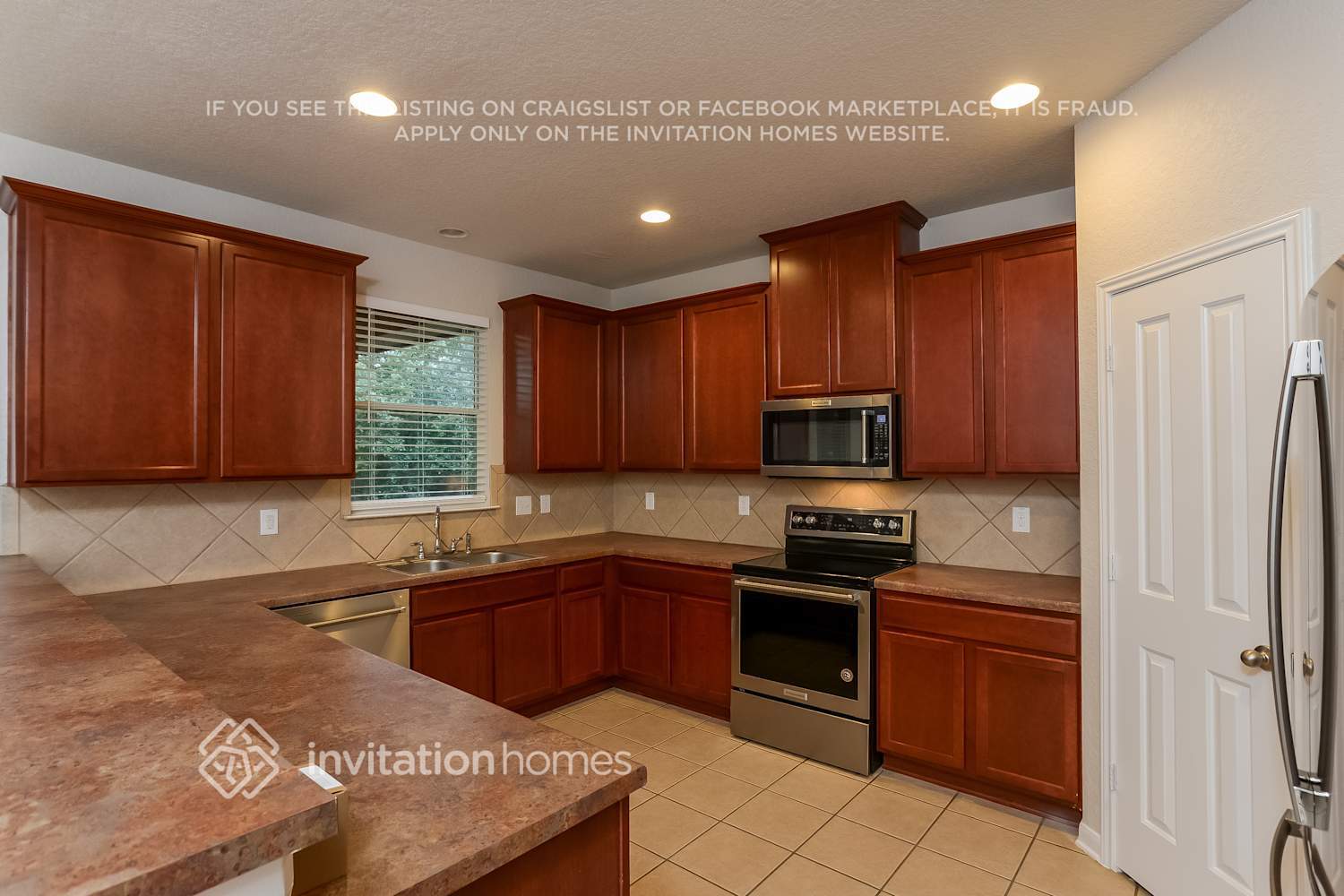 Building Photo - 4807 Barboli St