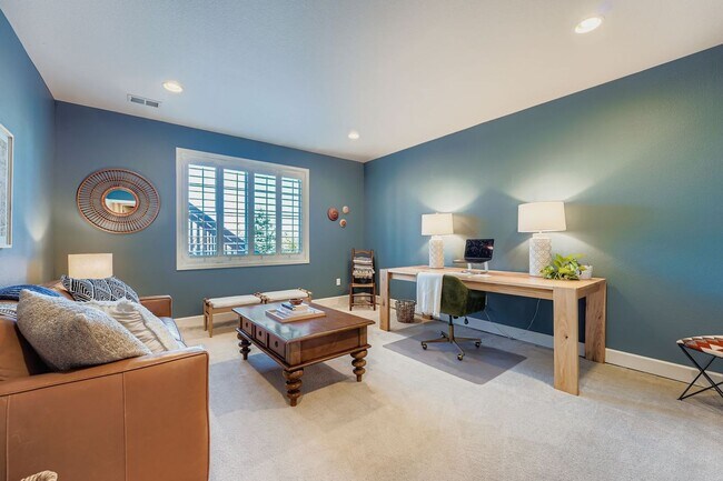 Building Photo - Beautifully maintained 5-bedroom home with a large finished basement, club access, and top-rated ...