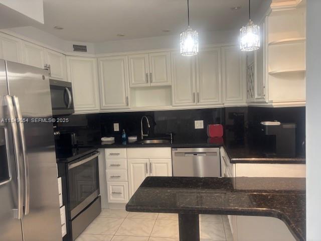 Building Photo - 1985 S Ocean Dr