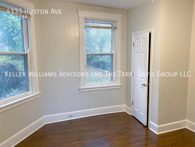 Building Photo - 4133 Huston Ave