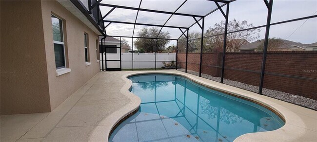 Building Photo - 16084 Shasta St