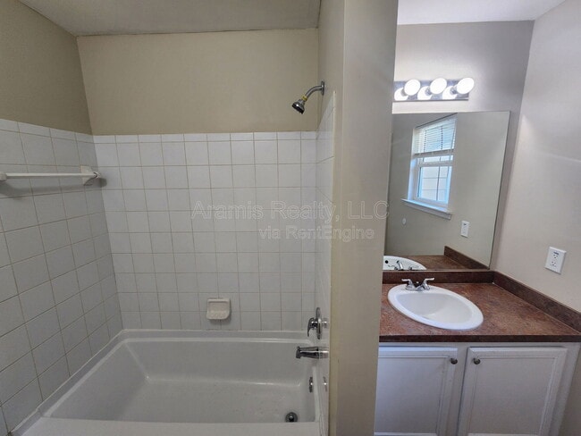 Building Photo - 2284 Coach Way