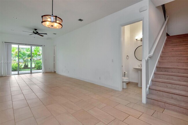 Building Photo - 22954 Clear Echo Dr