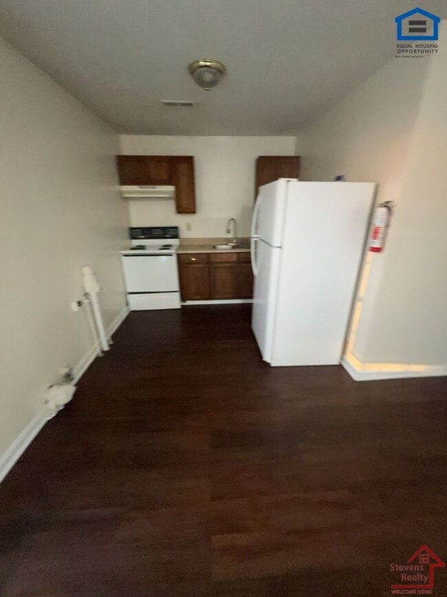 Building Photo - 117 Dogwood Pointe Dr