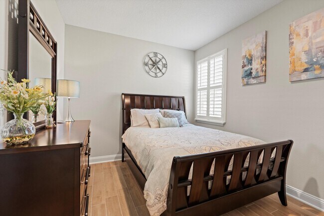 Building Photo - 97 Thistleton Wy