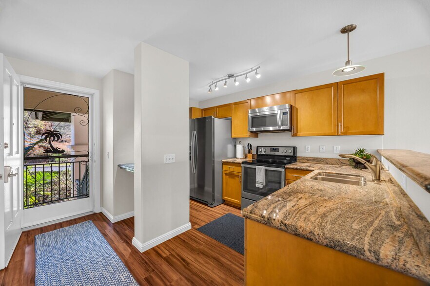 Building Photo - 3950 Kalai Waa St