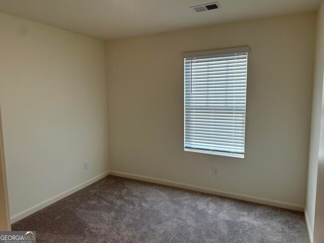 Building Photo - 1070 Paddington Dr