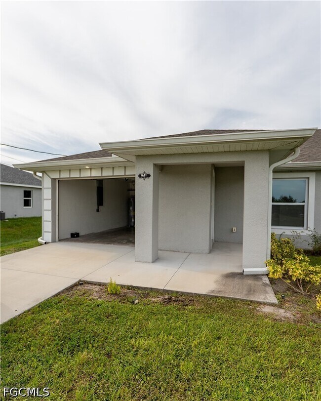 Building Photo - 941 Jaguar Blvd