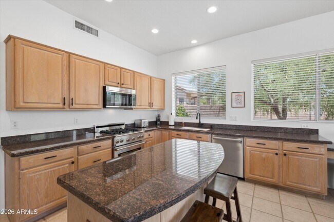 Building Photo - 4343 E Mossman Rd