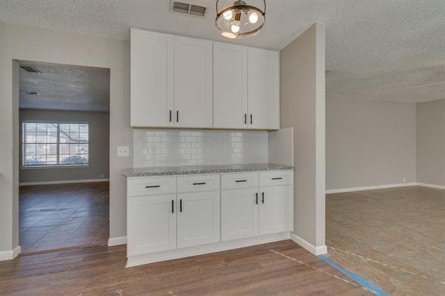 Building Photo - 1029 Beechwood Dr