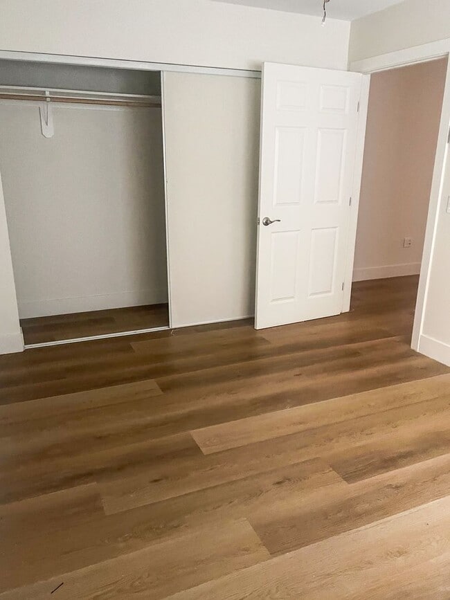 Interior Photo - 610 N Soto St