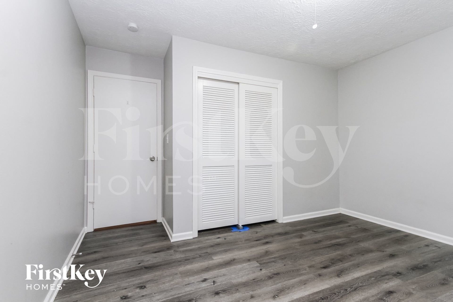 Building Photo - 10431 Lawnhaven Dr