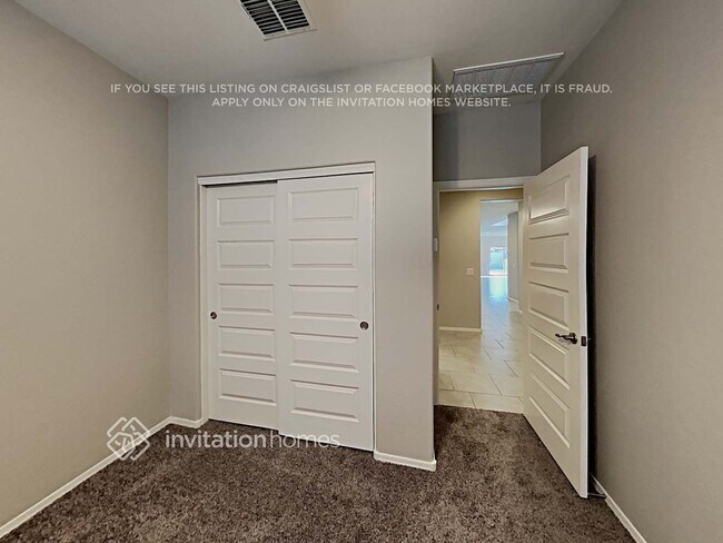 Building Photo - 39997 W Jenna Ln