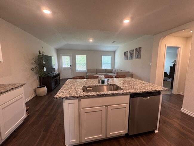 Building Photo - Spacious and Stylish, with over 2,500 sq ft Two-Story Home