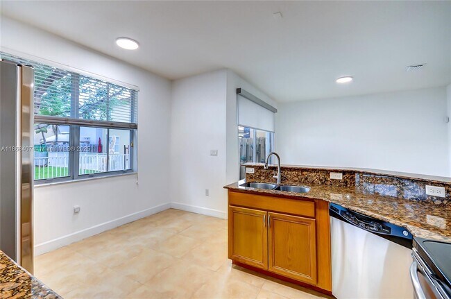 Building Photo - 8631 NW 110th Ave