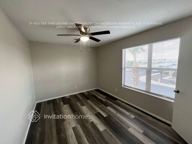 Building Photo - 11545 W Larkspur Rd