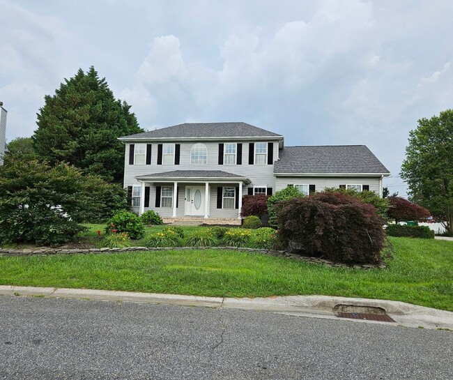 Primary Photo - 457 Great Geneva Dr