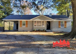 Building Photo - 2073 Gayle Ave