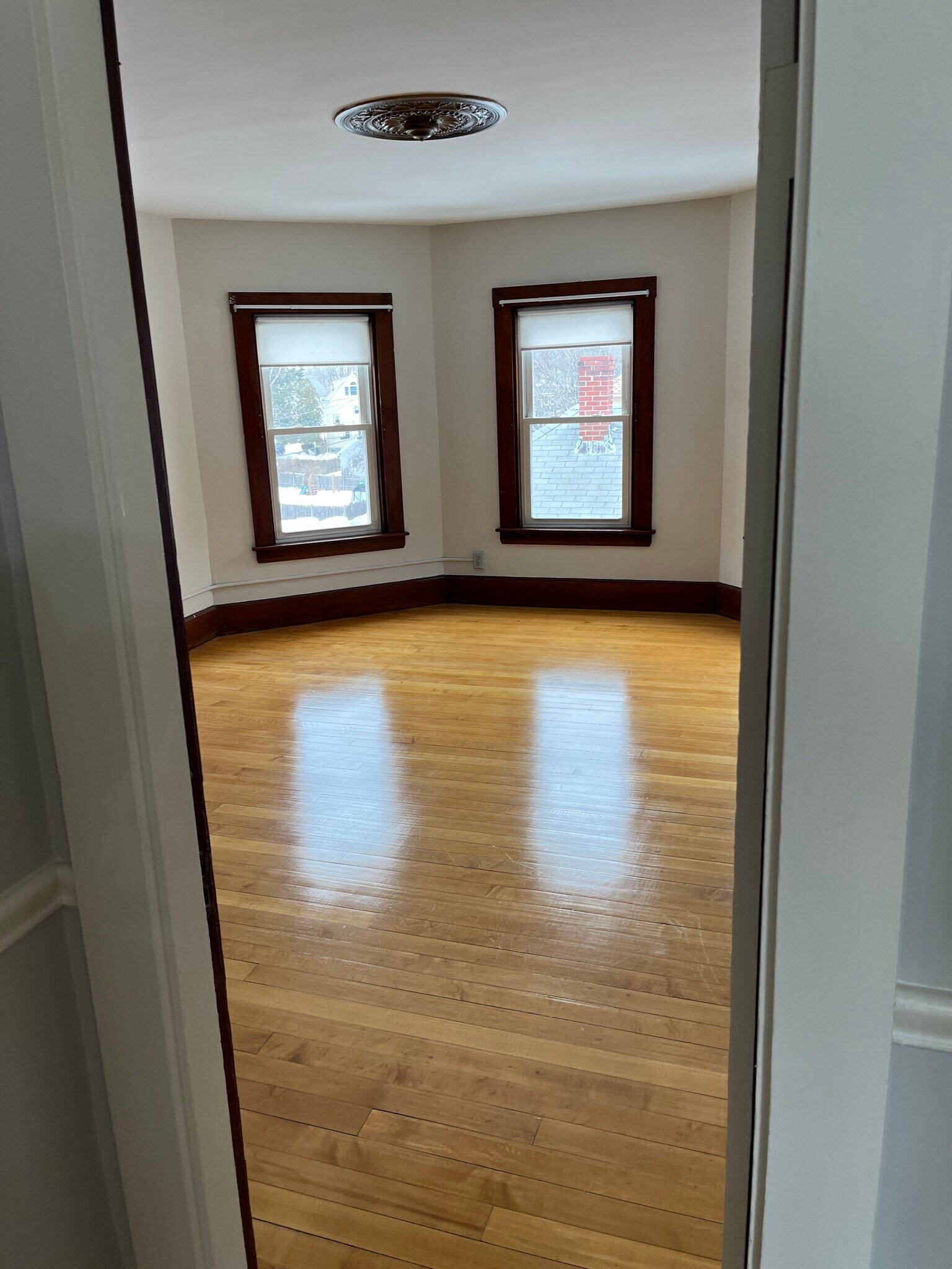 Building Photo - 48 Seaver St