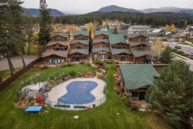 Building Photo - 150 Adams St