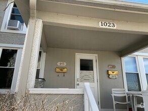 Building Photo - 1023 Dean St