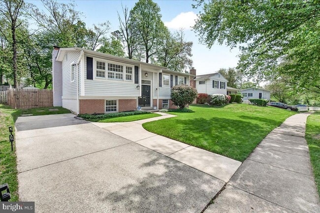 Building Photo - 11905 Hunters Ln