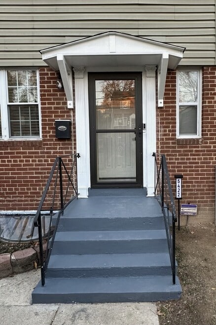 Building Photo - 5422 67th Ave