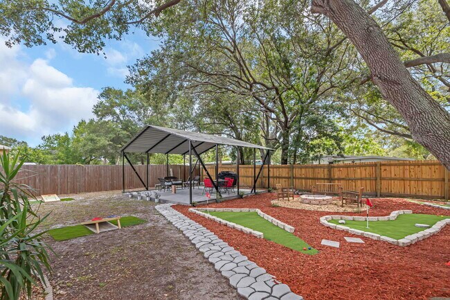 Building Photo - 6501 64th Ave N