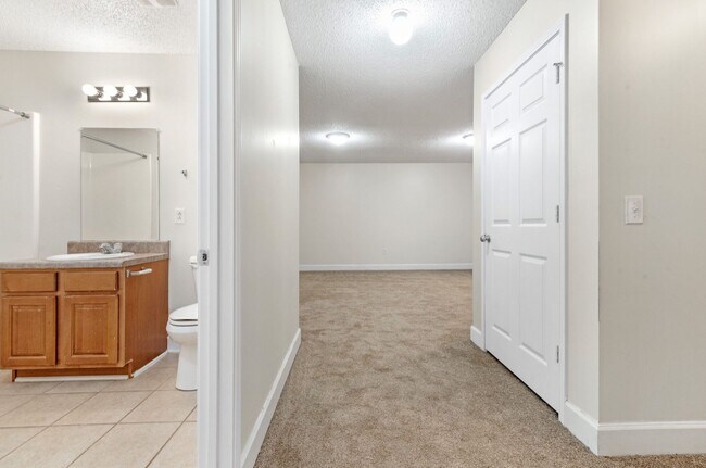 Building Photo - 22577 Mattingly St