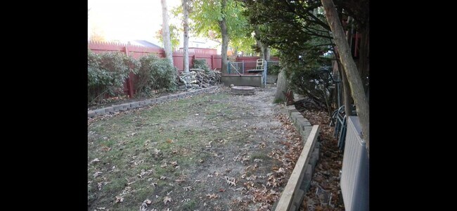 Building Photo - 1121 Glenwood Rd