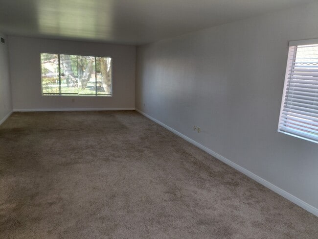 Building Photo - 5612 Galloping Way