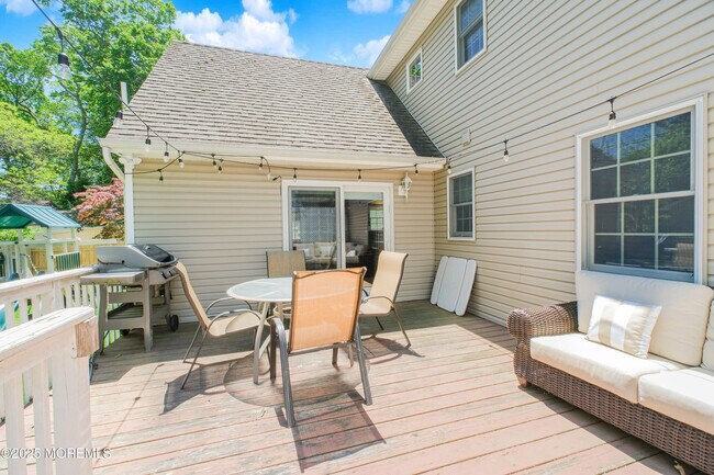 Building Photo - 209 Woodcrest Rd