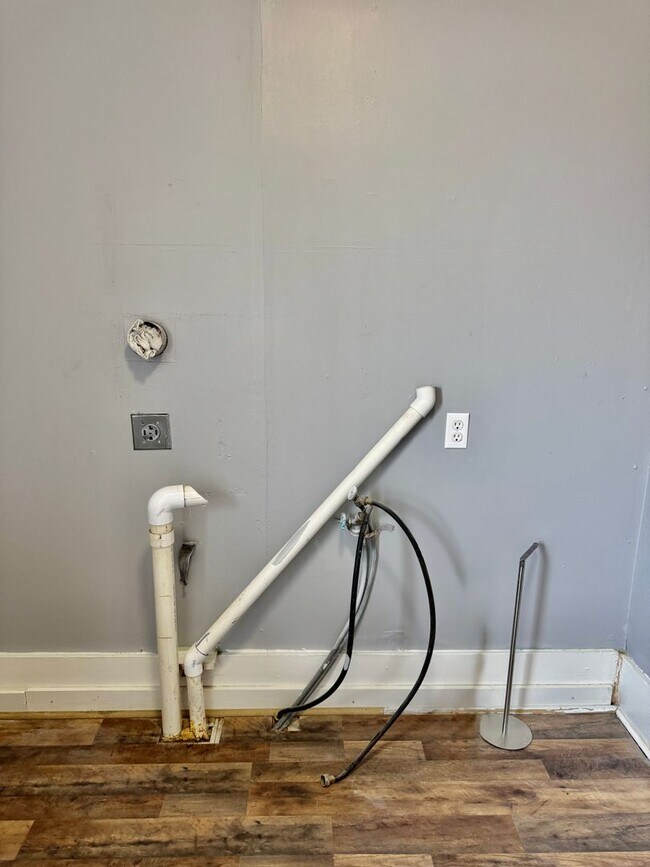 Building Photo - Charming 3 Bedroom Home For Rent in Slaton!