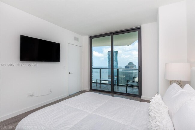 Building Photo - 1300 S Miami Ave