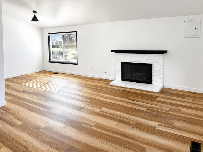 Building Photo - Fully Renovated 4BD/3BA Home in San Marin – Large Yard, Designer Finishes
