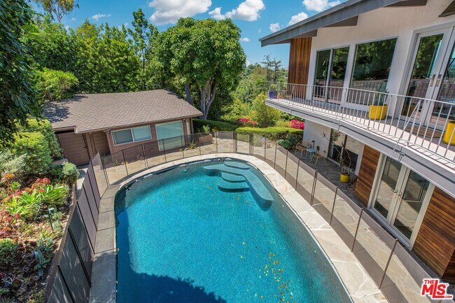 Building Photo - 3601 Berry Dr