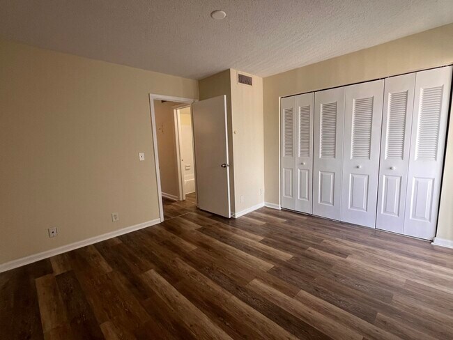 Building Photo - 1500 N Congress Ave