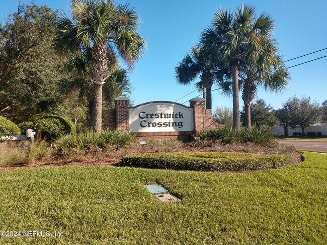 Building Photo - 14019 Crestwick Dr W