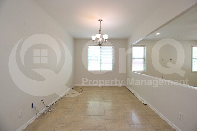 Building Photo - 4270 N 180th Ln
