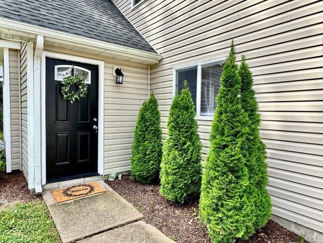 Building Photo - Completely Updated & Ready NOW!! 1-Car Attached Garage! Pet Friendly!