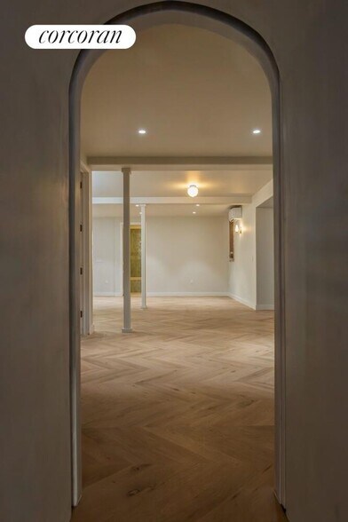 Building Photo - 1450 Pacific St