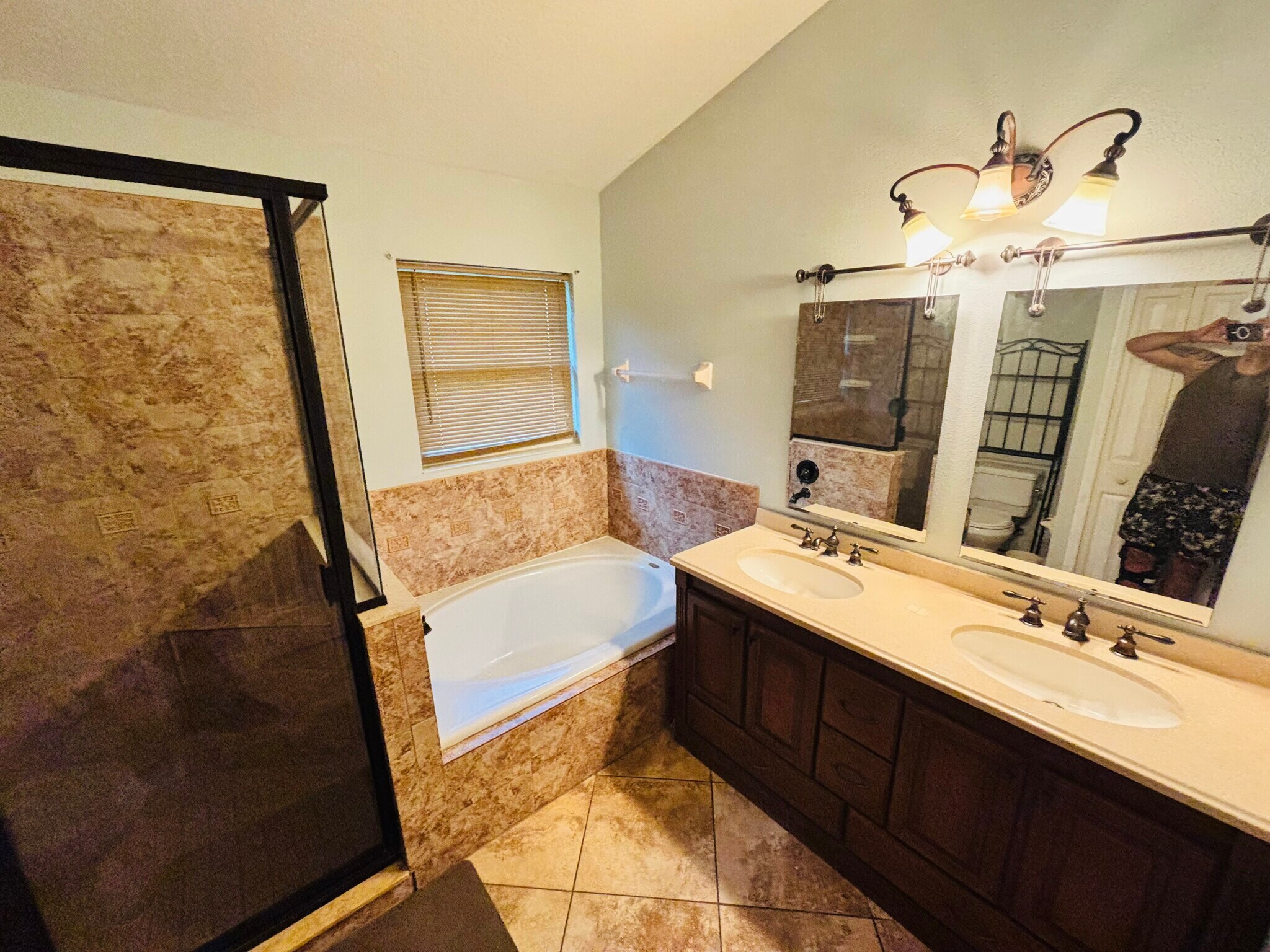 Building Photo - 4813 Fort Lee Ct
