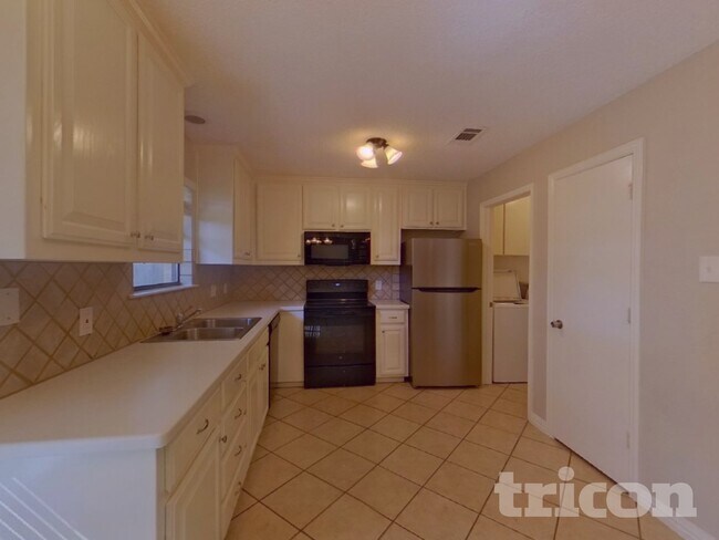 Building Photo - 6056 Birchhill Rd